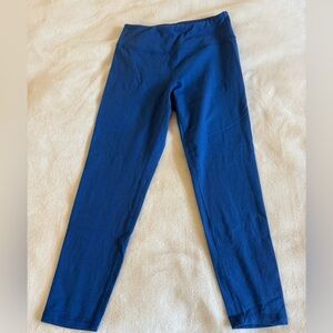 MATE THE LABEL Organic Stretch Legging
SIZE MEDIUM Blue